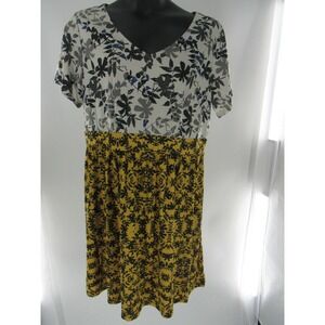 Triste 2X Floral Print V Neck Short Sleeve Midi Dress Yellow Black White Blue